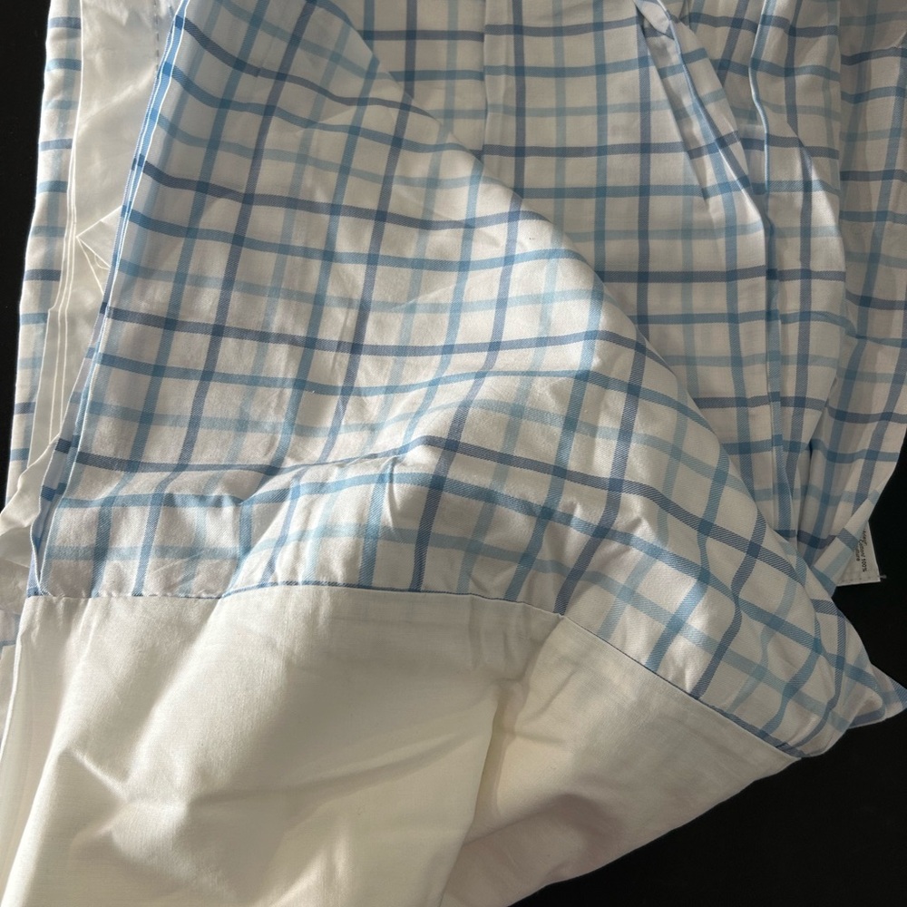 Pottery barn crib dust skirt- new without tags blue and white